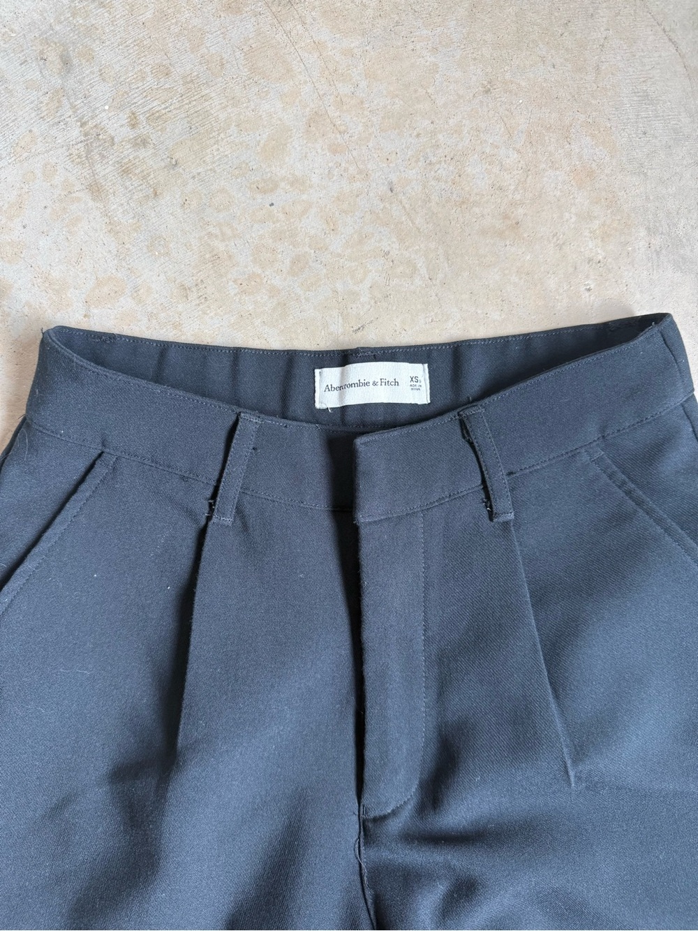 Abercrombie & Fitch Women’s Black Dress Pants XS Short (I’m 5’2)